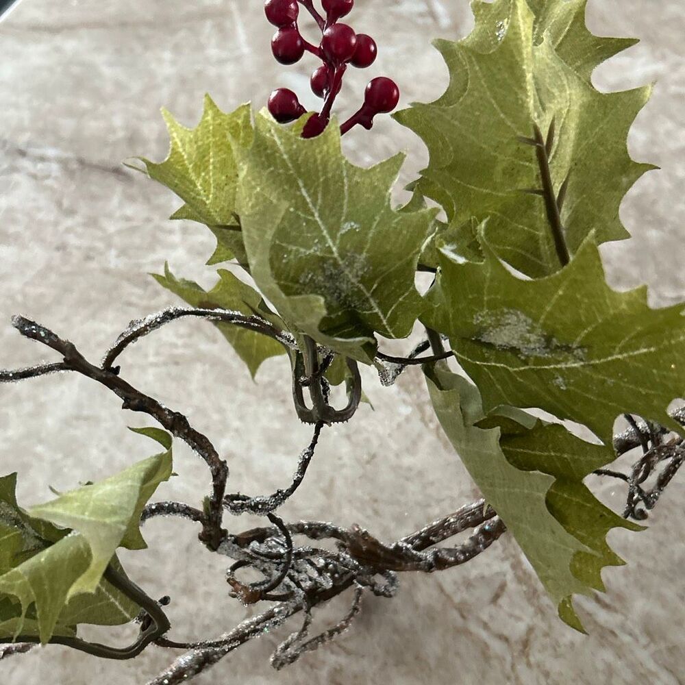 6 Foot Christmas Garland Includes 3